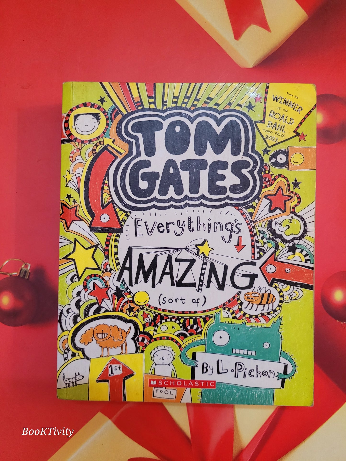 Everything Amazing Sort of Tom Gates by Liz Pichon Preloved Paperback Excellent condition