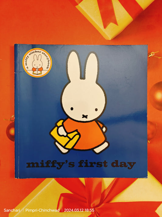 Muffy's first day. picture illustrated story book Pre-loved Paperback Excellent Condition