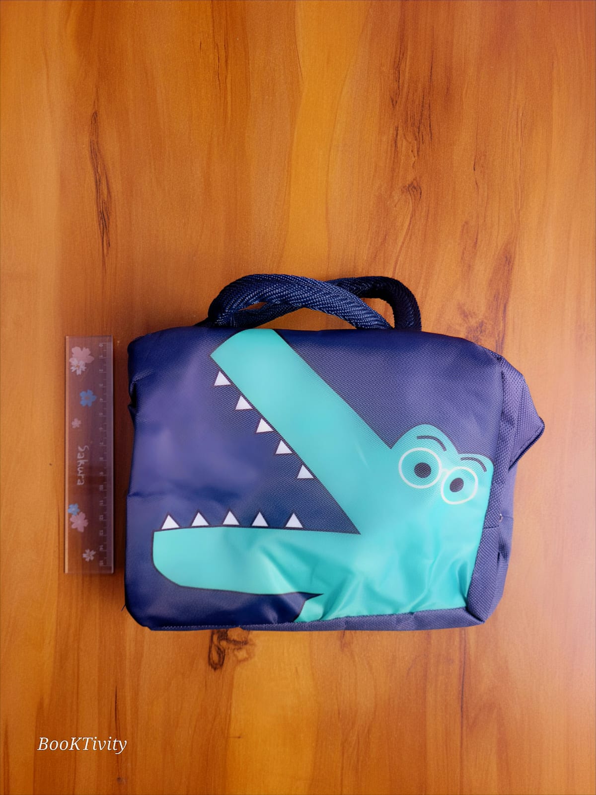 Insulated hot/cold thermal waterproof washable tiffin bag. Lunch box carry bag.