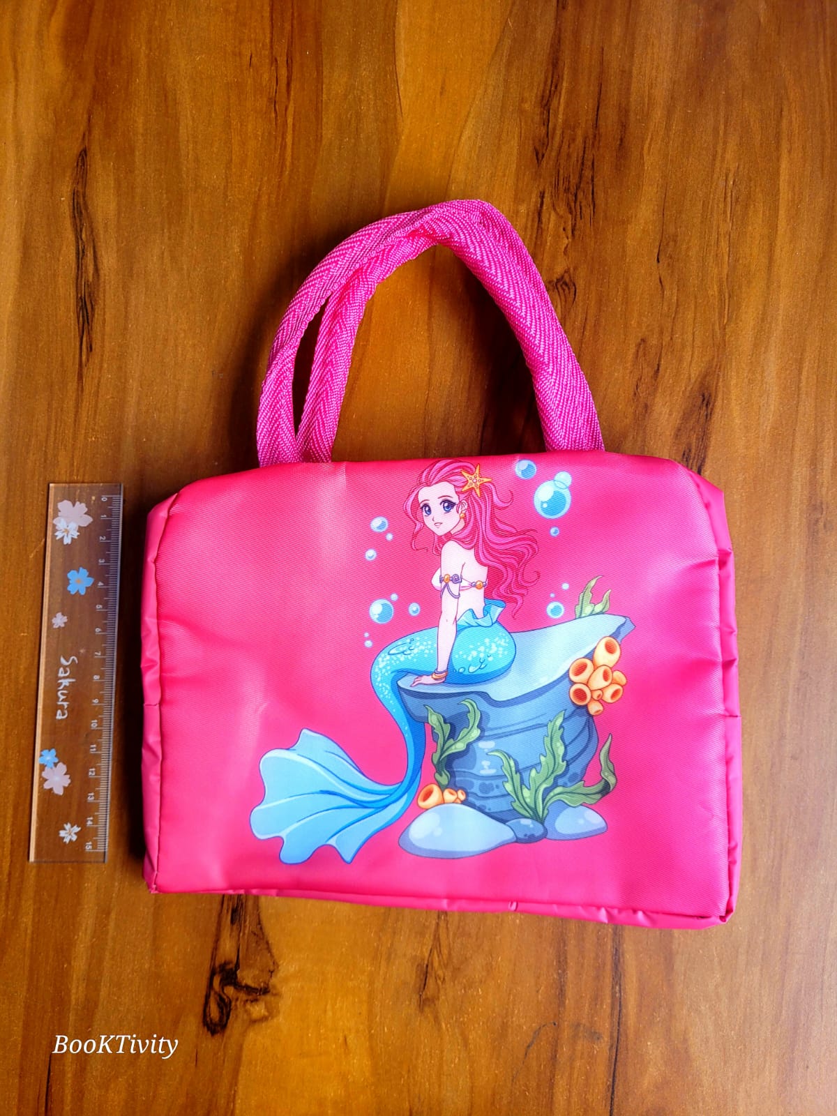 Insulated hot/cold thermal waterproof washable tiffin bag. Lunch box carry bag.