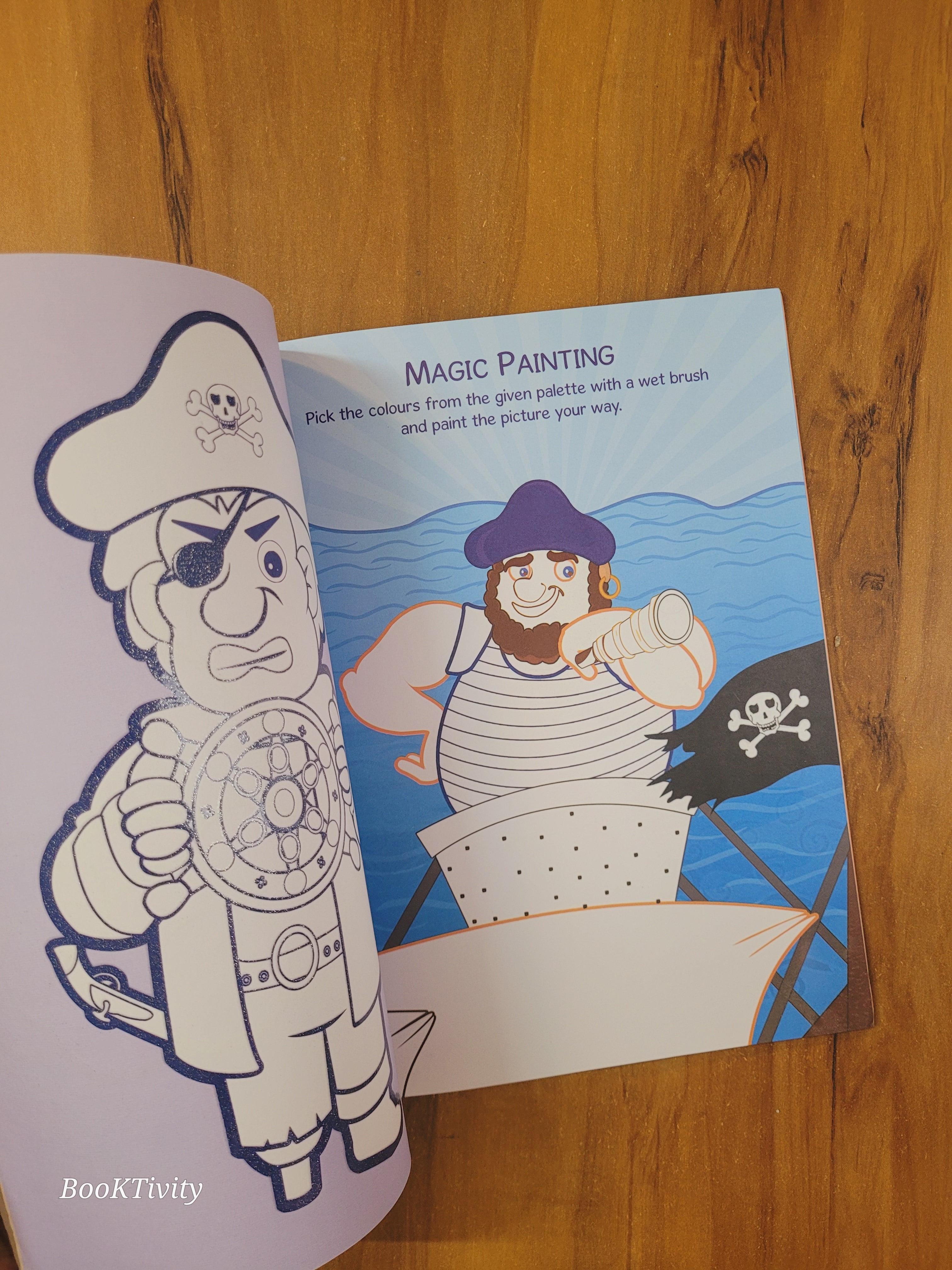 Pirate 5 in 1 colouring and stickers activity book