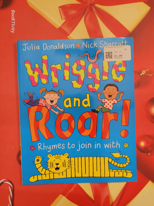 Wriggle and Roar by Julia Donaldson Preloved paperback excellent condition