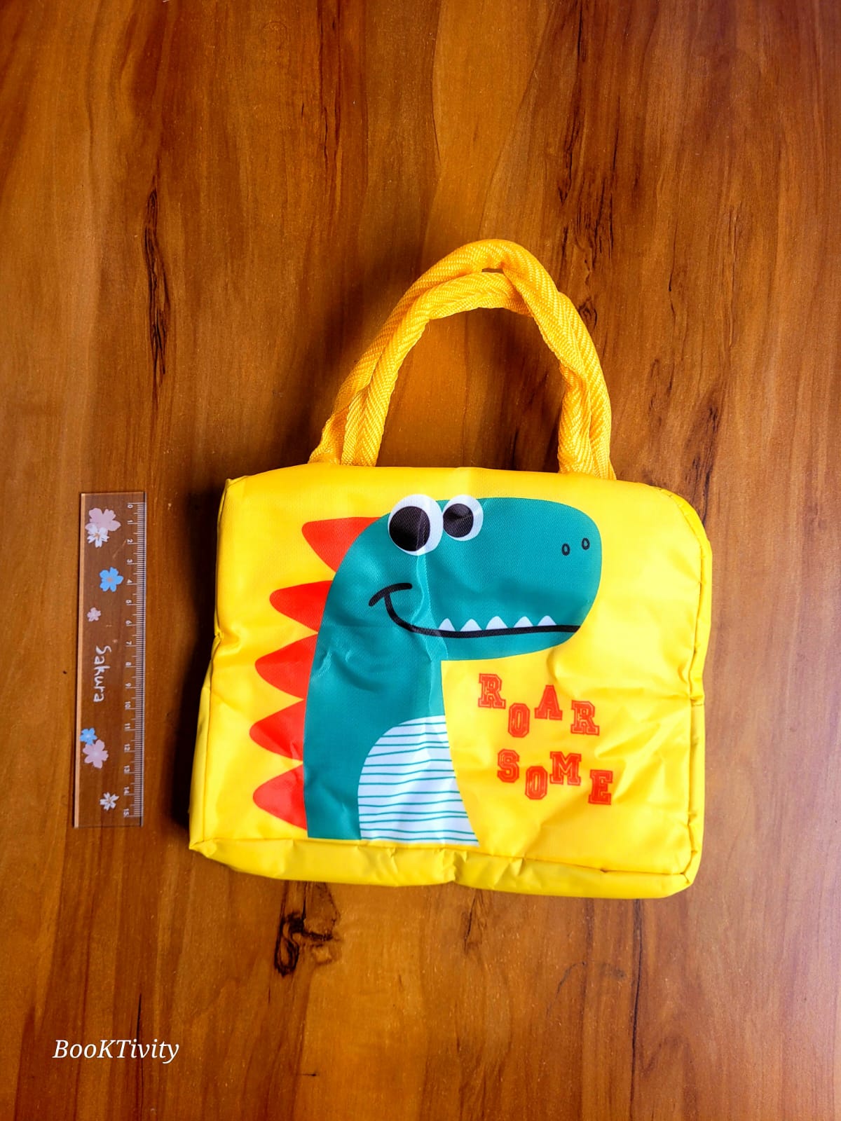 Insulated hot/cold thermal waterproof washable tiffin bag. Lunch box carry bag.