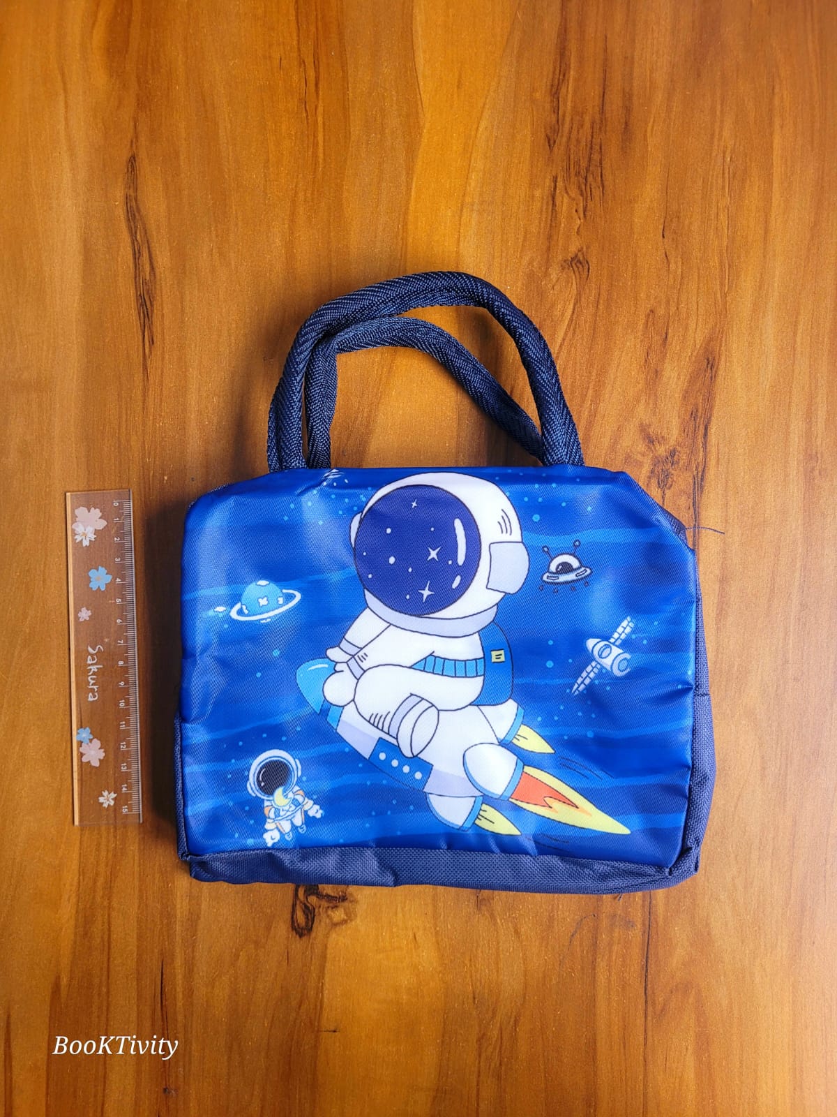 Insulated hot/cold thermal waterproof washable tiffin bag. Lunch box carry bag.