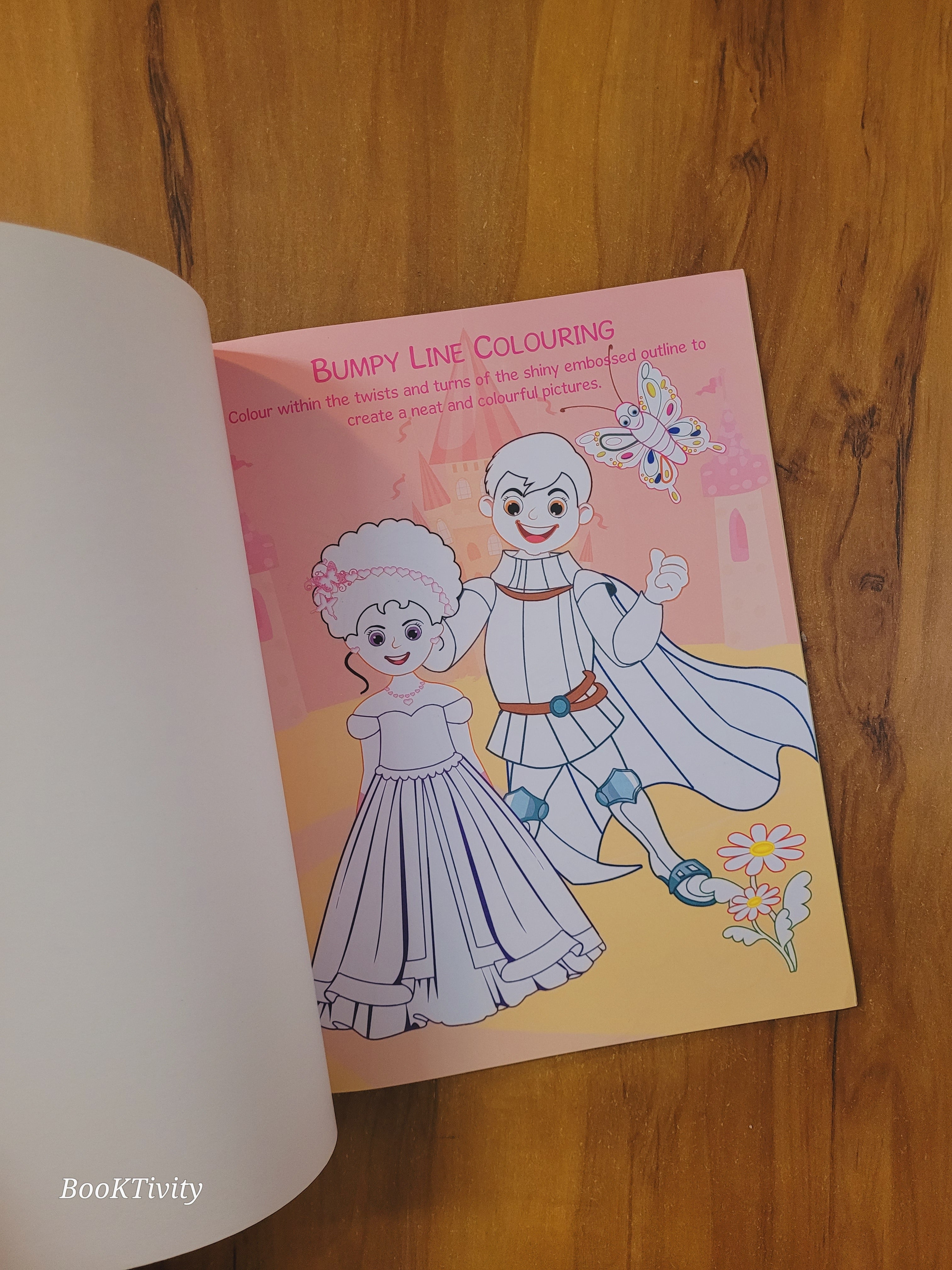 Prince and Princesses 5 in 1 colouring and stickers activity book